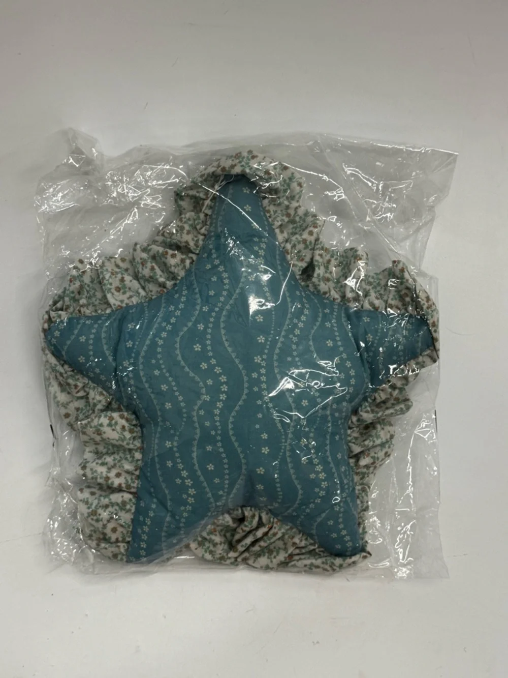 NWT Urban Outfitters Printed Star Shaped Ruffles Star Pillow in Blue Floral